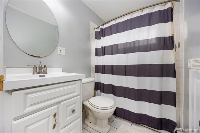 Builiding view seven for 2080 Dunwoodie, Ortonville, MI. 48462