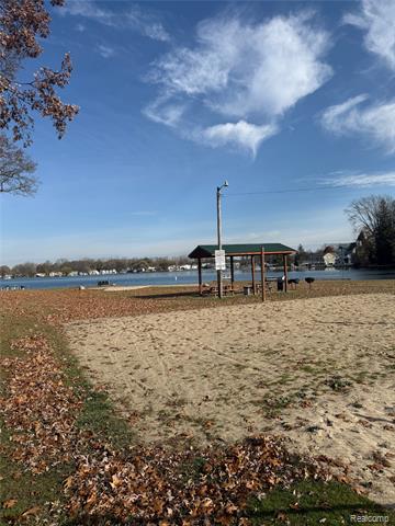 Builiding view twenty two for 2080 Dunwoodie, Ortonville, MI. 48462