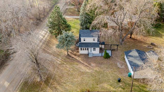 Builiding view thirty five for 3520 W Drahner, Oxford, MI. 48371