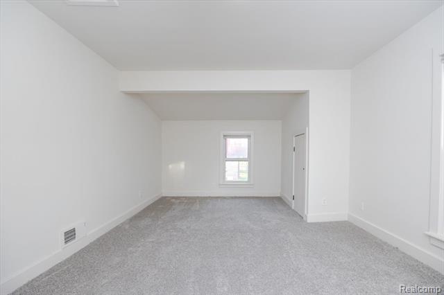 Builiding view thirty for 3520 W Drahner, Oxford, MI. 48371