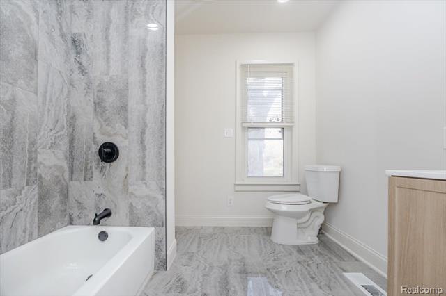 Builiding view twenty one for 3520 W Drahner, Oxford, MI. 48371