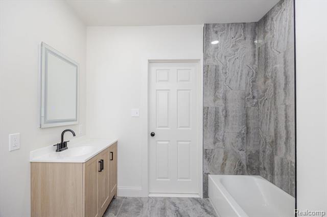 Builiding view twenty three for 3520 W Drahner, Oxford, MI. 48371