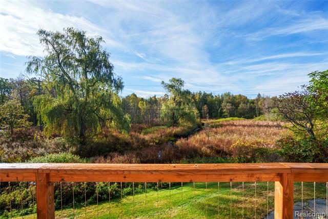 Builiding view fifty seven for 990 Brewer, Leonard, MI. 48367