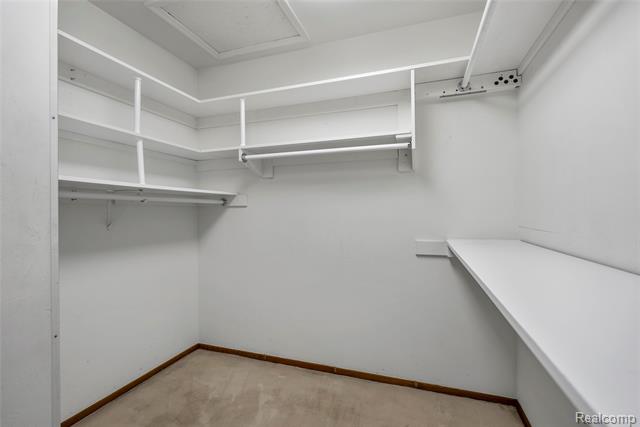 Builiding view thirty nine for 990 Brewer, Leonard, MI. 48367