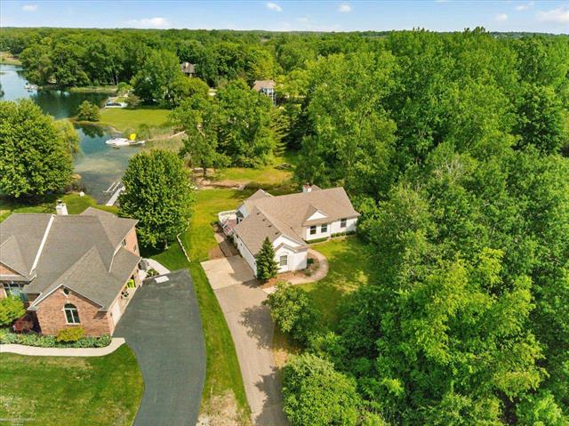 Builiding view fifty eight for 1654 Seymour Lake, Oxford, MI. 48371