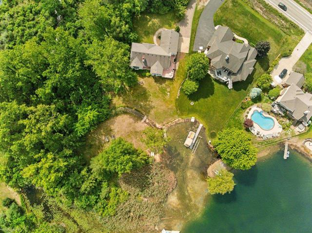 Builiding view seventy for 1654 Seymour Lake, Oxford, MI. 48371