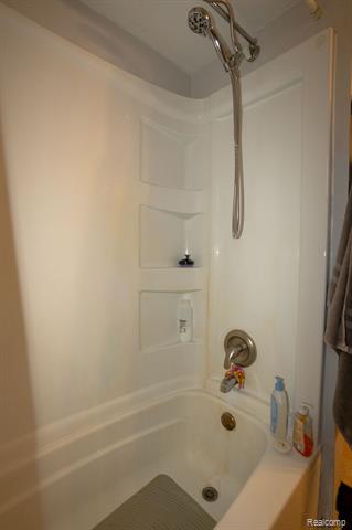 Builiding view thirteen for 1636 Inner, Ortonville, MI. 48462