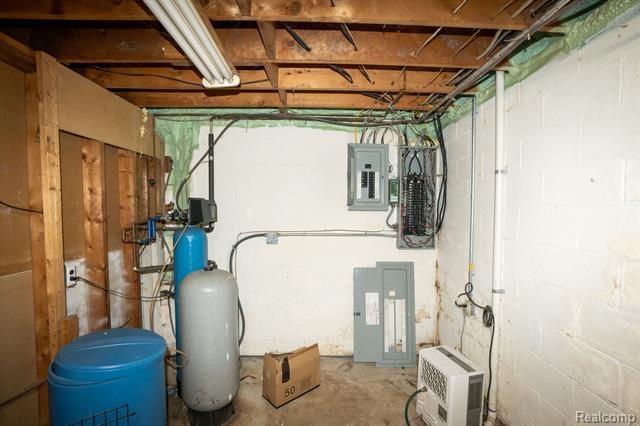 Builiding view twenty one for 1636 Inner, Ortonville, MI. 48462