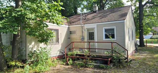 Builiding view four for 519 E Glass, Ortonville, MI. 48462