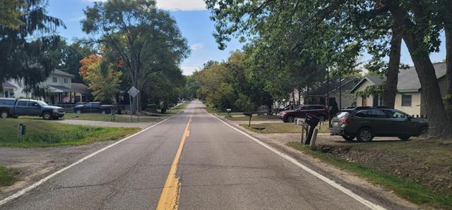 Builiding view one for 519 E Glass, Ortonville, MI. 48462