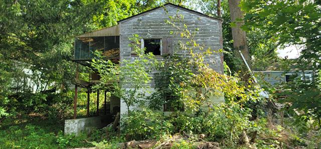 Builiding view seven for 519 E Glass, Ortonville, MI. 48462