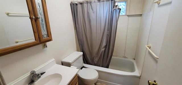 Builiding view seventeen for 519 E Glass, Ortonville, MI. 48462