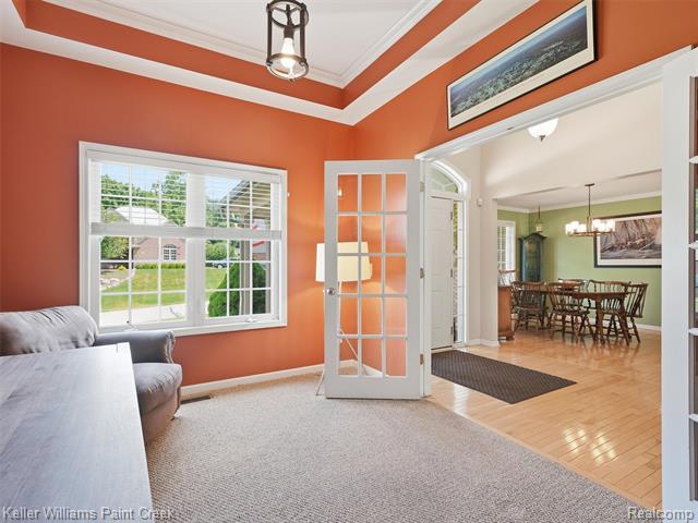Builiding view seven for 101 Willow Lake, Oxford, MI. 48371