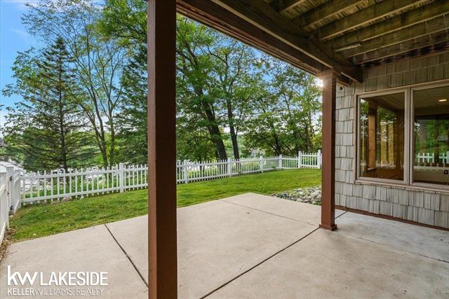 Builiding view seven for 1455 Oak Ridge, Oxford, MI. 48371