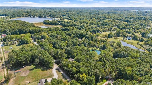 Builiding view fifty four for 860 Galahad, Ortonville, MI. 48462