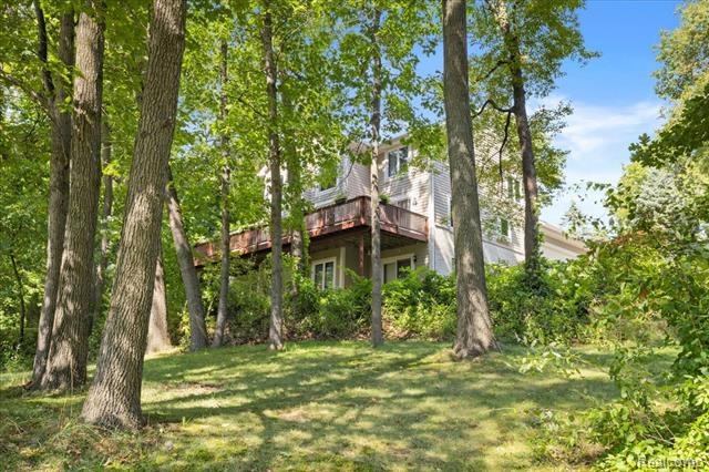 Builiding view fifty seven for 860 Galahad, Ortonville, MI. 48462