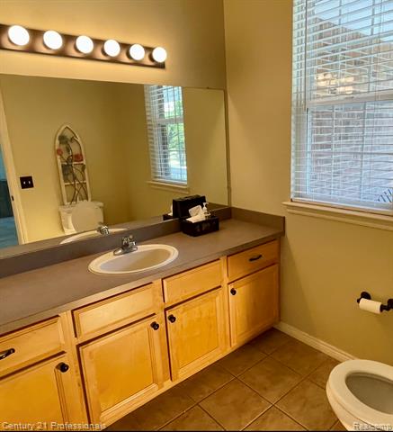 Builiding view eleven for 778 W Peninsula, Oxford, MI. 48371