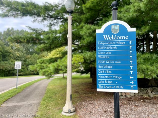 Builiding view thirty for 778 W Peninsula, Oxford, MI. 48371