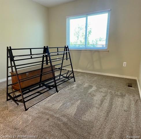 Builiding view twenty two for 778 W Peninsula, Oxford, MI. 48371