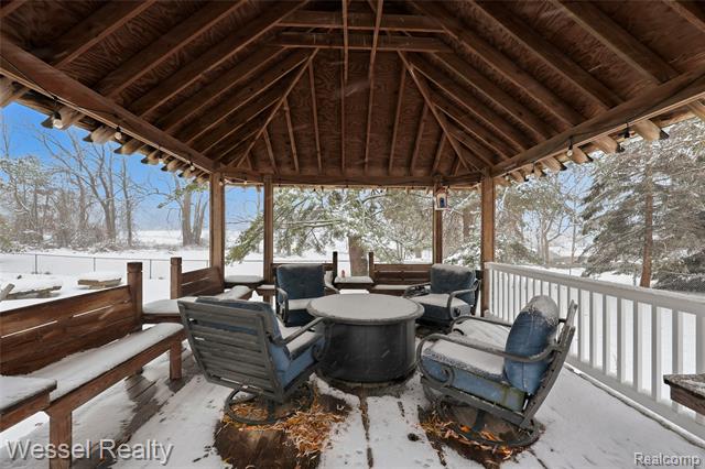 Builiding view fifty one for 1044 N Oxford, Oxford, MI. 48371