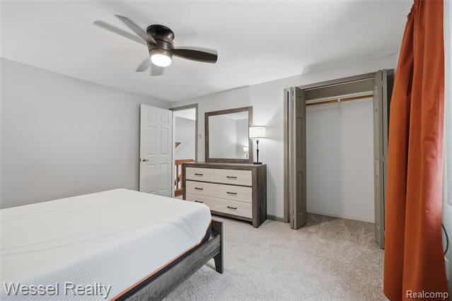 Builiding view forty one for 1044 N Oxford, Oxford, MI. 48371