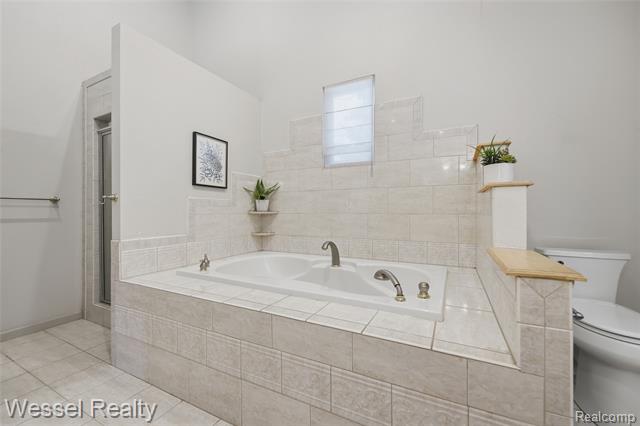 Builiding view thirty four for 1044 N Oxford, Oxford, MI. 48371