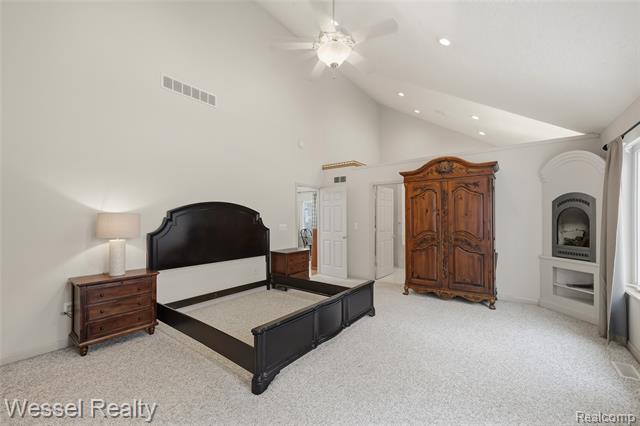 Builiding view thirty one for 1044 N Oxford, Oxford, MI. 48371