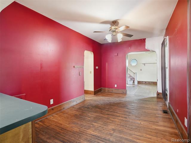 Builiding view six for 69 E Burdick, Oxford, MI. 48371
