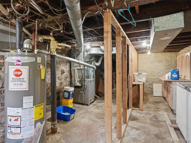 Builiding view twenty two for 69 E Burdick, Oxford, MI. 48371