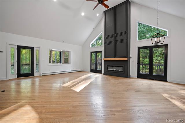 Builiding view seven for 2631 Lakeville, Oxford, MI. 48370