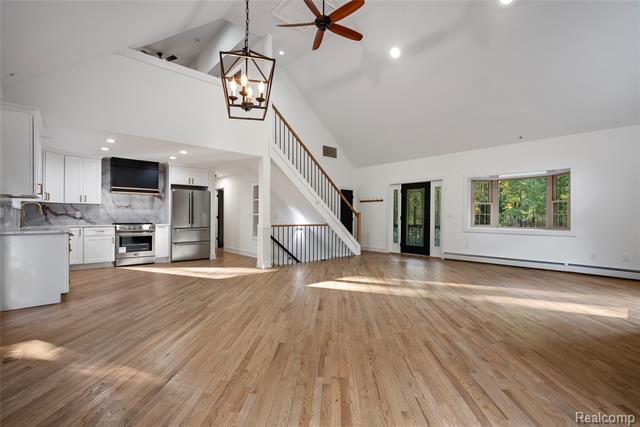 Builiding view thirteen for 2631 Lakeville, Oxford, MI. 48370