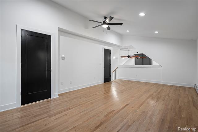 Builiding view twenty five for 2631 Lakeville, Oxford, MI. 48370