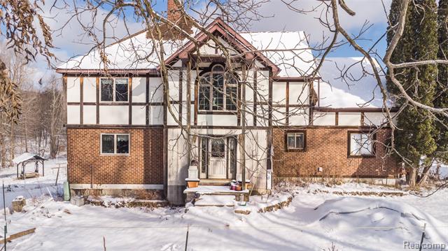 Builiding view five for 1191 Gage, Holly, MI. 48442