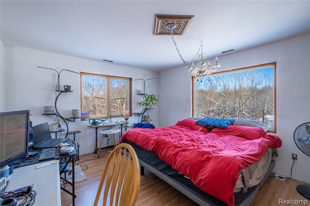 Builiding view thirty six for 1191 Gage, Holly, MI. 48442