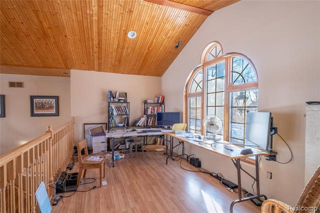 Builiding view thirty two for 1191 Gage, Holly, MI. 48442