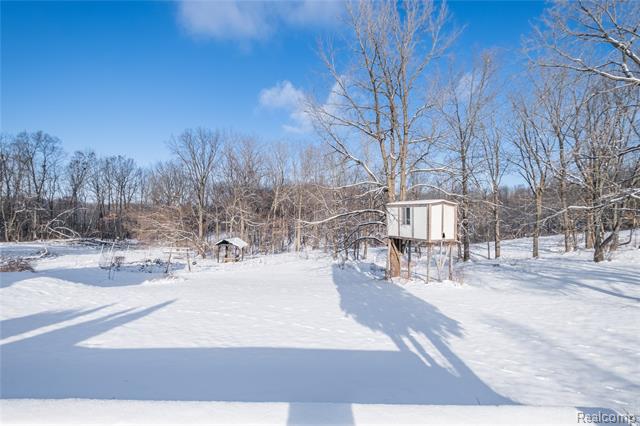 Builiding view three for 1191 Gage, Holly, MI. 48442