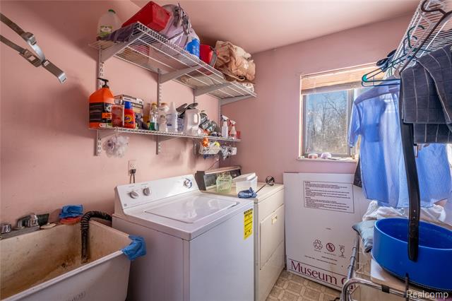 Builiding view twenty six for 1191 Gage, Holly, MI. 48442