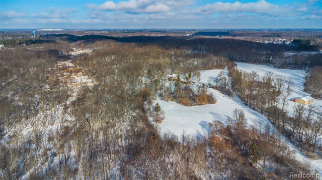 front view for 1191 Gage Rd, Holly, Mi. 48442