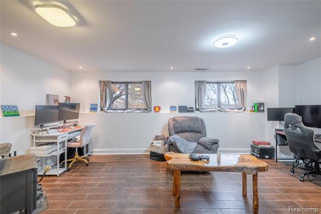 Builiding view fifteen for 2400 Hummer Lake, Ortonville, MI. 48462