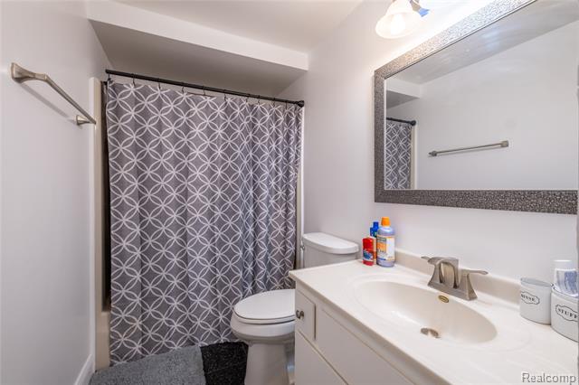 Builiding view four for 2400 Hummer Lake, Ortonville, MI. 48462