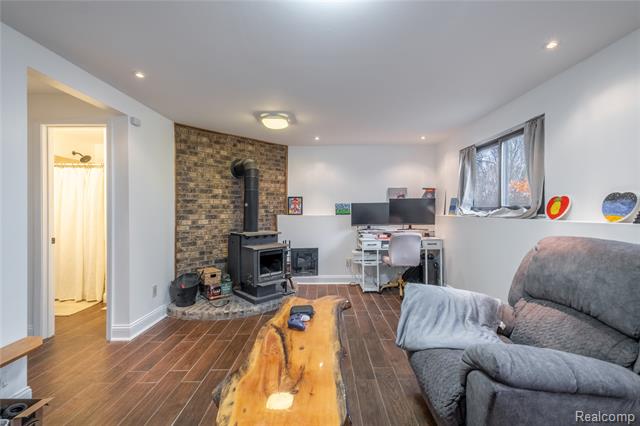 Builiding view twelve for 2400 Hummer Lake, Ortonville, MI. 48462