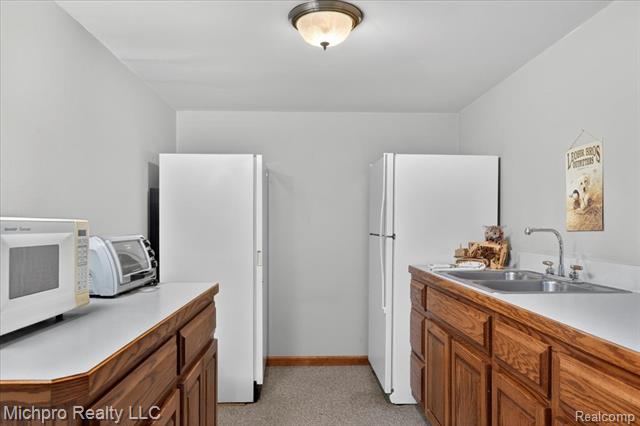 Builiding view forty one for 670 Green Creek, Oxford, MI. 48371