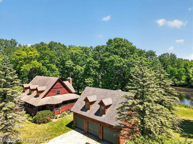 Builiding view seventy for 670 Green Creek, Oxford, MI. 48371