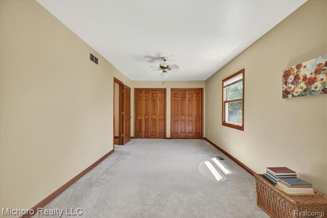 Builiding view thirty four for 670 Green Creek, Oxford, MI. 48371