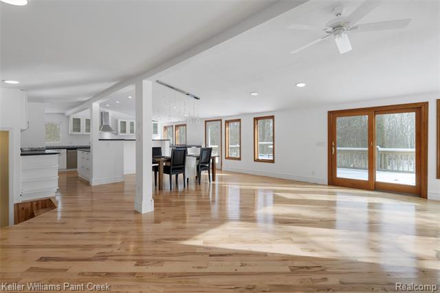 Builiding view six for 2390 Noble, Oxford, MI. 48370