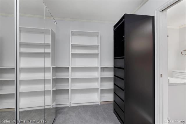 Builiding view twenty eight for 2390 Noble, Oxford, MI. 48370