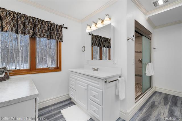 Builiding view twenty five for 2390 Noble, Oxford, MI. 48370