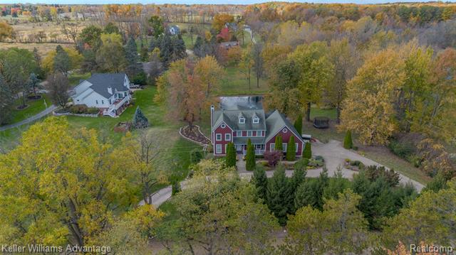 Builiding view eighty for 21255 Chubb, Northville, MI. 48167