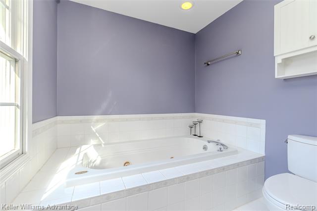 Builiding view forty one for 21255 Chubb, Northville, MI. 48167