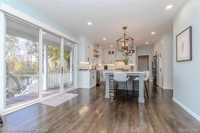 Builiding view twenty eight for 21255 Chubb, Northville, MI. 48167